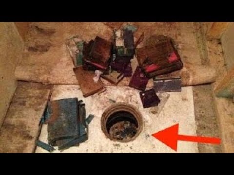 شاهد مواطن محظوظ يجد عدة صناديق من العملات أسفل منزله
