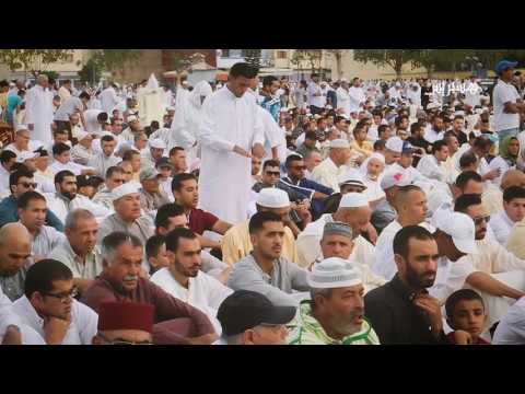 شاهد مراسيم وأجواء صلاة العيد في مدينة خريبكة