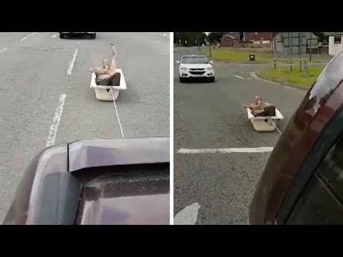 شاهد جولة لمواطن في البانيو تثير الجدل في ويلز