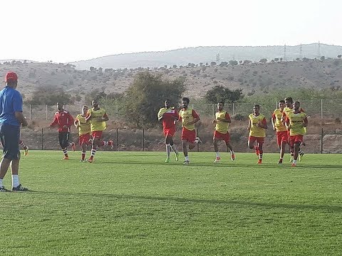 شاهد حصة تدريبية لنادي الوداد في معسكر أغادير