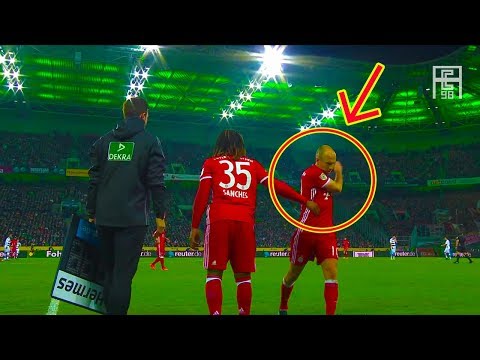 شاهد أشهر لقطات غضب نجوم كرة القدم بسبب إخراج المدرب لهم