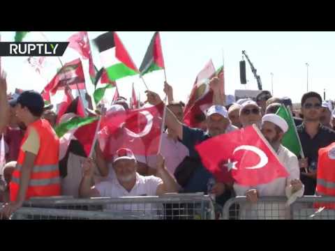 شاهد مظاهرة حاشدة في إسطنبول احتجاجًا على إجراءات إسرائيل تجاه الأقصى