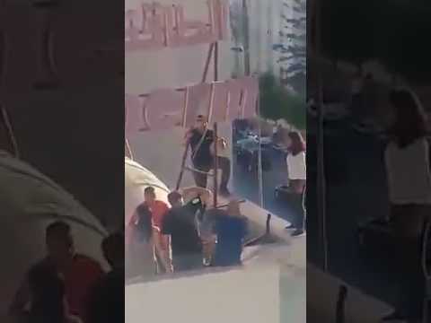 شاهد قوات الأمن المغربية تنقذ فتاة من صفاقس