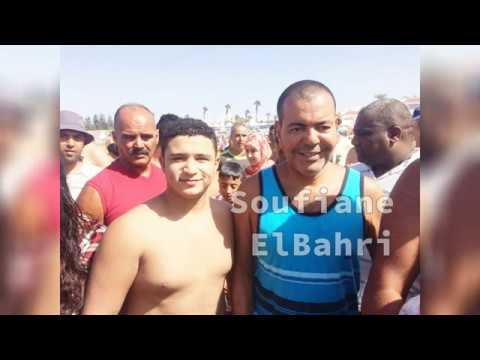 شاهد الأمير رشيد برفقة المواطنين ويلتقط الصور