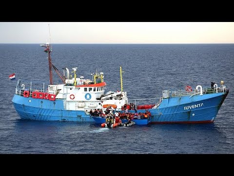 شاهد البرلمان الإيطالي يوافق على مهمات بحرية في ليبيا