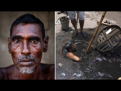 شخص يختبئ في المجاري بسبب الإحراج من عمله
