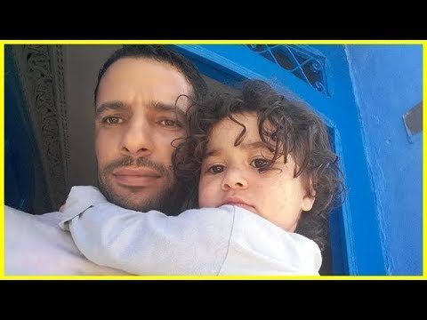 شباب ينقذون أم وطفلتها من التشرد في الشارع