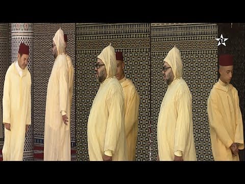 شاهد الملك محمد السادس يوجه ولي العهد للوقوف إلى جانبه الأيسر