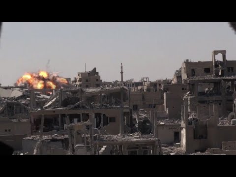 شاهد الجهاديون يحاولون التسلل إلى الرقة القديمة