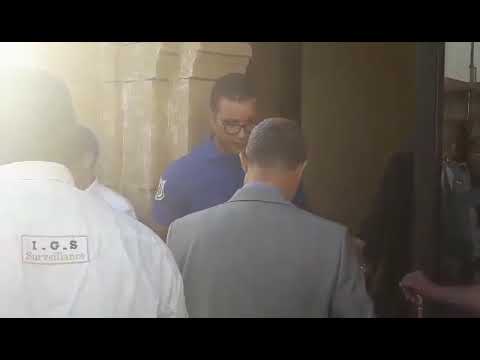 شاهد التحقيق من هوية زعيم المعارضة