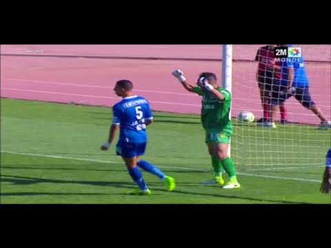 شاهد ضربة جزاء ضائعة لأولمبيك خريبكة أمام الرجاء الرياضي