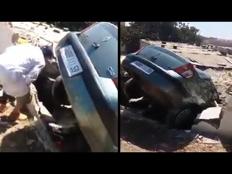بالفيديو  سقوط سيارة على رؤوس السكان في القنيطرة‎