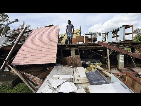 بالفيديو بدء المساعدات الدولية لسكان فانواتو