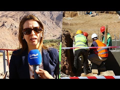 شاهد افيلال تبشر سكان زاكورة بحل أزمة الماء