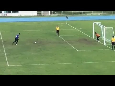 شاهد أغرب ضربة جزاء في تاريخ كرة القدم