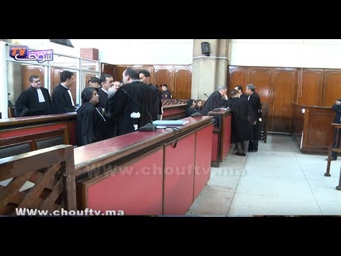 شاهد لحظات قبل وصول الزفزافي و رفاقه والأجواء داخل القاعة 7