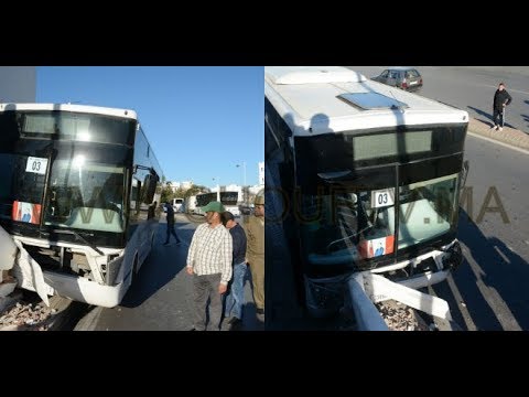 شاهد معركة بين سائق حافلة وراكب كادت تقتل الناس في تطوان