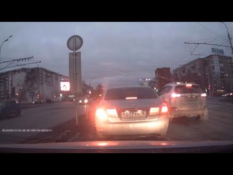 انهيار واجهة مبنى جراء تسرب للغاز في روسيا