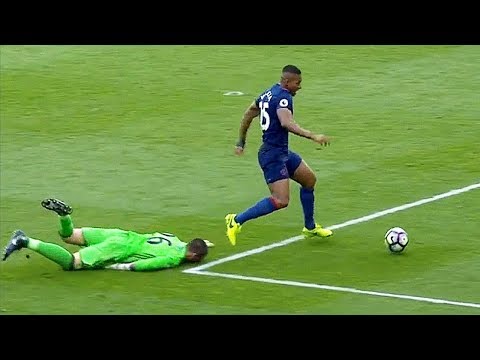 أغبى 10 حراس مرمى في كرة القدم