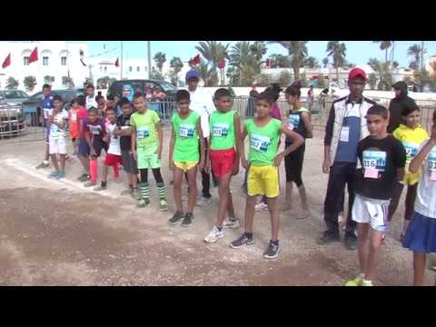 شاهد إقليم سيدي إفني يتصدر صدارة ترتيب البطولة الجهوية للعدو الريفي المدرسي