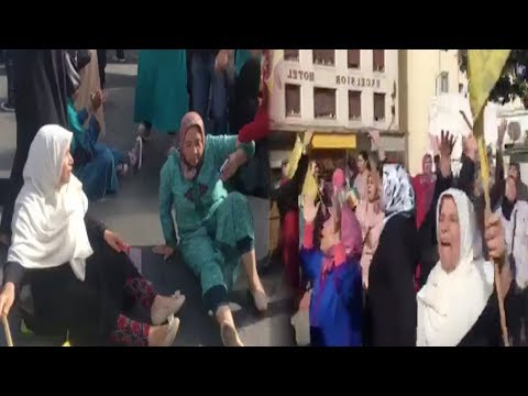 شاهد تظاهر 300 امرأة احتجاجًا على إغلاق معمل النسيج في مكناس