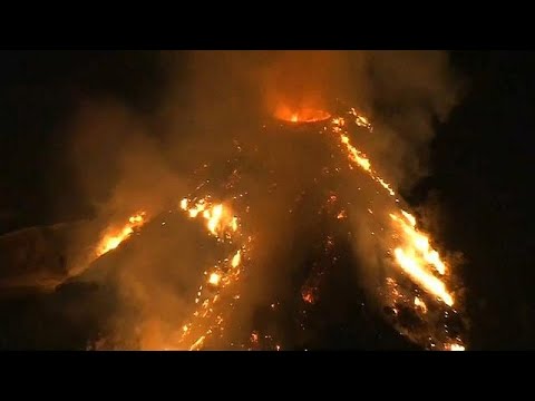 شاهد كاليفورنيا الولاية الأميركية الذهبية تحترق