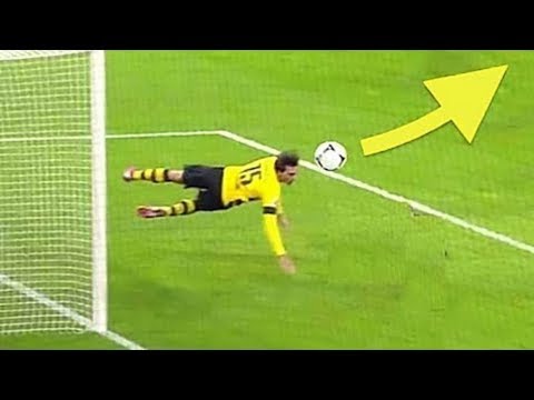 أشهر 30 فرصة لإنقاذ الكرة على خط المرمى