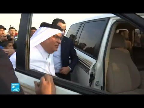 شاهد ترحيب بمحمد العمادي الدبلوماسي القطري خلال زيارته لغزة