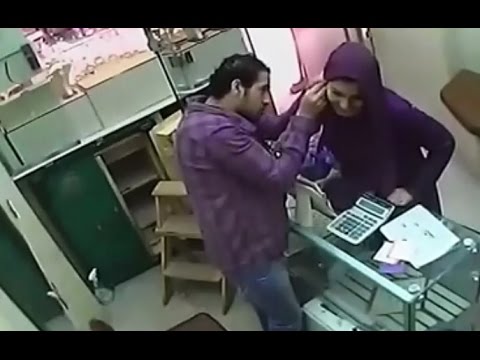 فيديو فتاة تسرق محل ذهب عقب مغافلة مالكه
