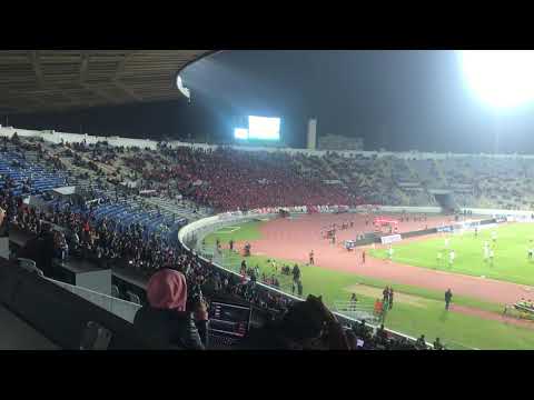 شاهد رسالة جمهور الوداد إلى سعيد الناصري خلال مباراة الدفاع الجديدي