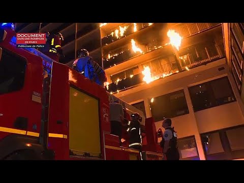 شاهد الإخوان البيض يحتفلون بعيدهم السنوي في بلغاريا