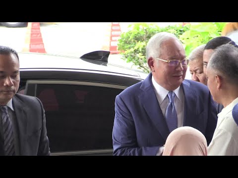 شاهد بدء محاكمة رئيس الوزراء الماليزي السابق في فضيحة 1 إم دي بي