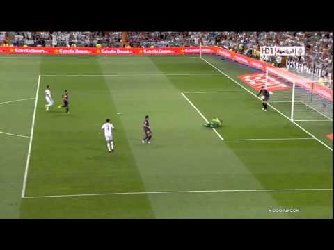 شاهد حارس مرمى ياباني يسجل هدف من منطقة مرماه