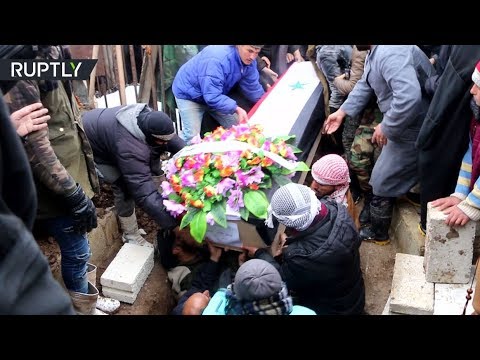 شاهد تشييع جثمان الشاب الذي قتل برصاص الجيش الأميركي في الحسكة