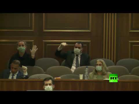 شاهد مشرعو كوسوفو يصوتون لحجب الثقة عن الحكومة