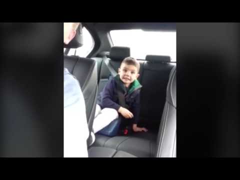 بالفيديو أب يهدد طفله بإرساله إلى الفضاء