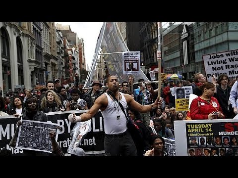 بالفيديو مظاهرة في نيويورك ضد الشرطة