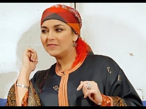 بالفيديو السعدية أزكون تنفي شائعة مرضها