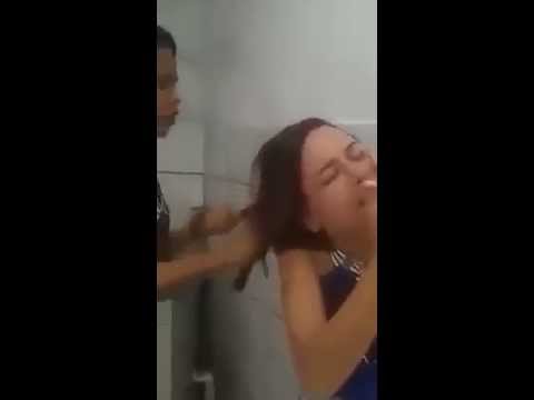 «أبشع انتقام» من امرأة لفتاة سرقت ملابسها