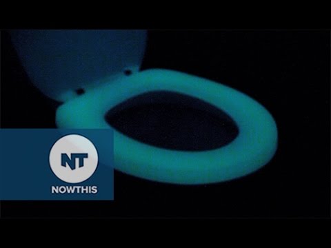 شاهد مرحاض يضيء فى الظلام