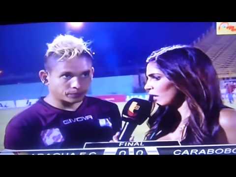 مشجع مجنون يضرب لاعب كرة «بالشلوت» بعد المباراة