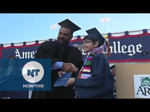 فيديو طفل أميركي يحصد شهادته الجامعية عند بلوغه 11 عامًا