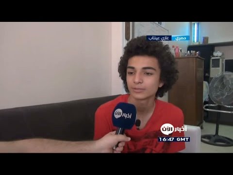 شاهد فتى سوري يتعلم لغات البرمجة دون كمبيوتر