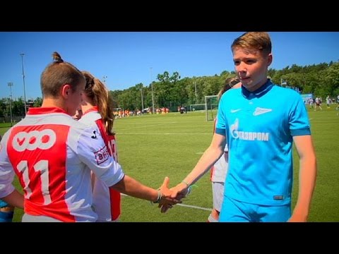 بالفيديو منتدى كرة القدم من أجل الصداقة للشبان في برلين