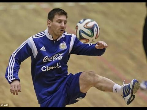 شاهد مهارات التحكم في كرة القدم