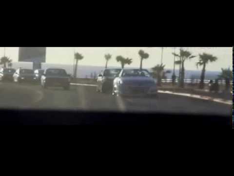 بالفيديو الملك محمد السادس يتجول في كورنيش عين الذياب