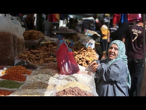 شاهد العيد عاد في فلسطين وحرب غزة ماثلة في الأذهان