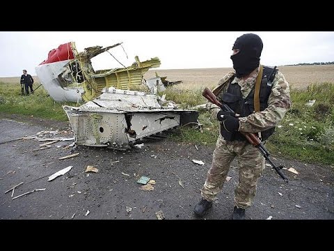 شضايا قد تكون لصاروخ بوك عثر عليها في مكان تحطم الطائرة أم أيتش 17