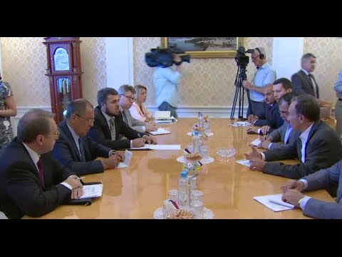 شاهد وفد من المعارضة السورية يلتقي لافروف