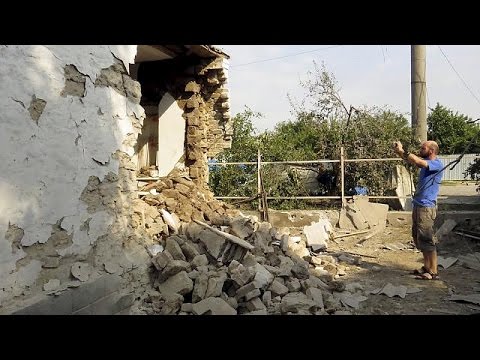 لافروف يتهم كييف بالاستعداد لهجوم ضد الانفصاليين